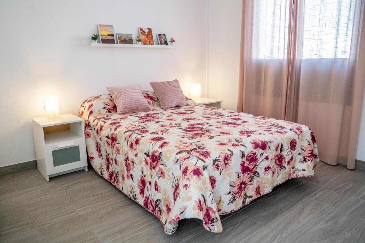 New & Renovated Vacation Apartment Costa De Antigua Luaran gambar